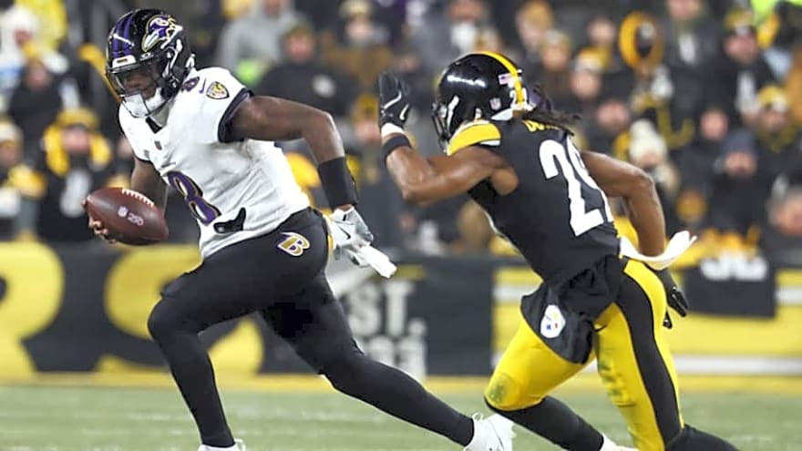 Lamar Jackson Is Running Less Than Ever. That Probably Needs To Change In Certain Scenarios