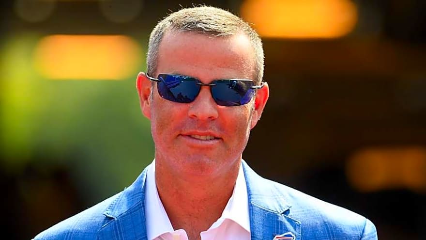 Potential options as NFL insider reports Buffalo Bills actively pursuing WR trade