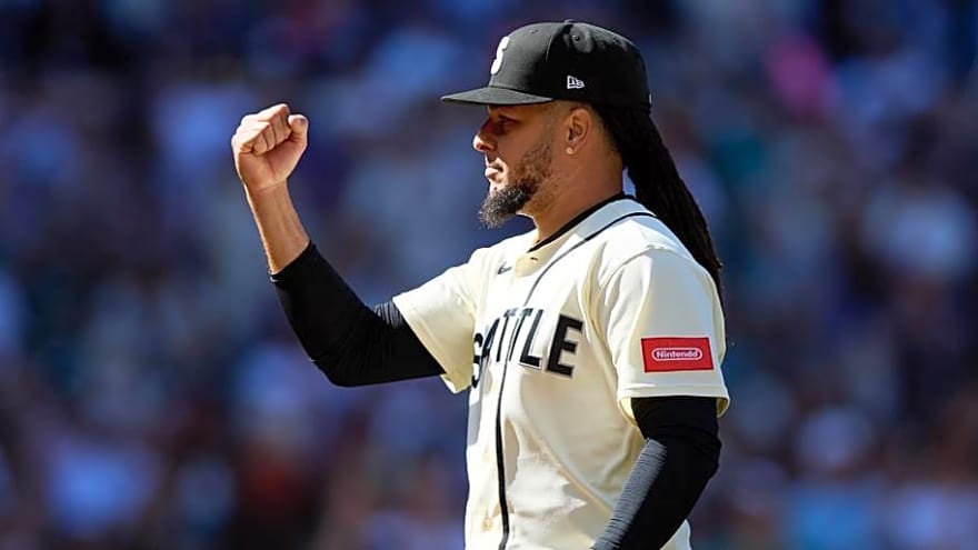 Luis Castillo Trade Rumors Are Testing the Mariners’ Deadline Ambition