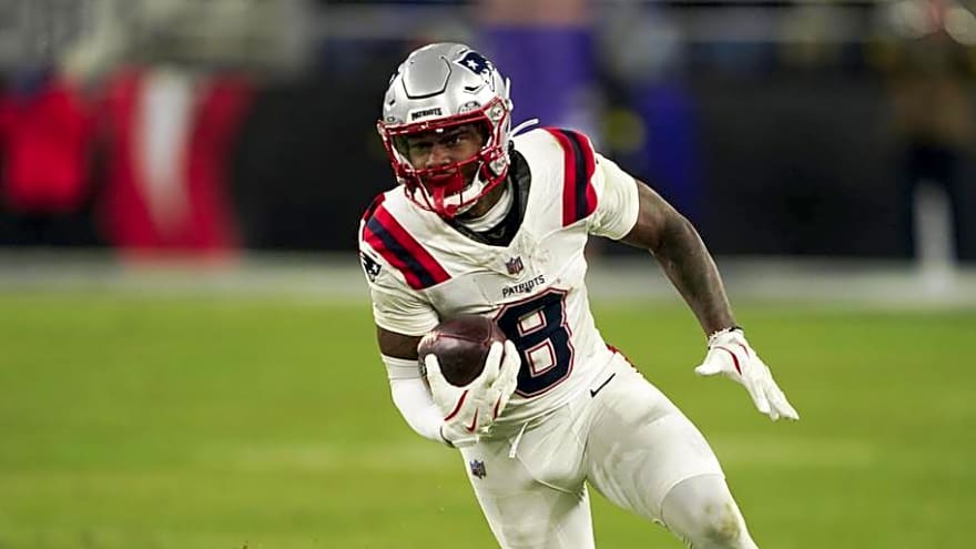5 Splashy Free Agents the Texans Could Target With $30M to Spend