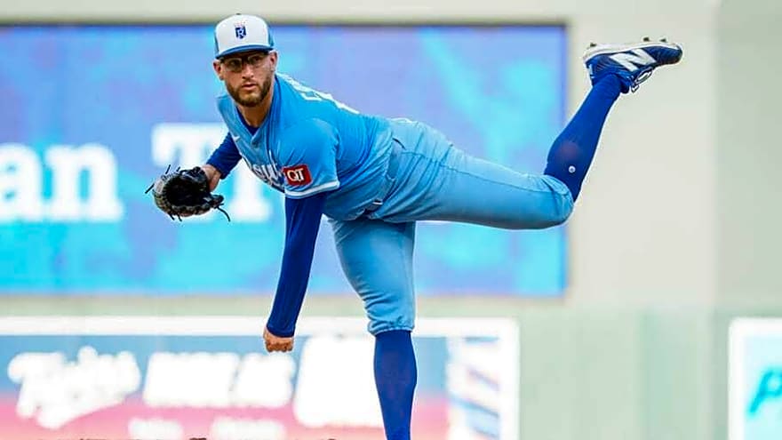 Royce Lewis, Twins struggle with RISP in shutout loss to Royals