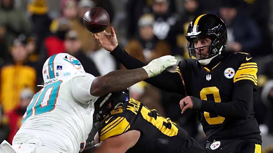 Steelers Get Closer to Playoffs With Blowout Over Dolphins