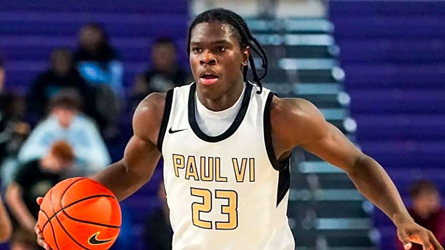 Razorbacks Commit Jordan Smith Adds Naismith National Award to Résumé