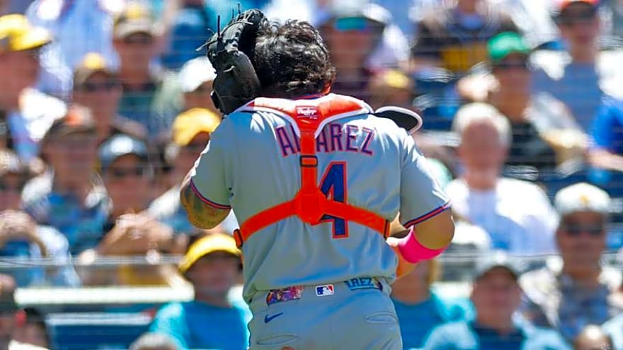 Mets dodge another injury scare after Francisco Alvarez hit in head