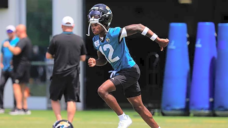 Josh Hines-Allen Reacts to Travis Hunter&#39;s Viral Practice Play