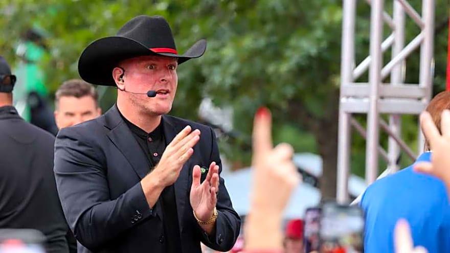 Pat McAfee Says &#39;I&#39;m From West Virginia, Baby,&#39; Picks Notre Dame to Beat Pitt