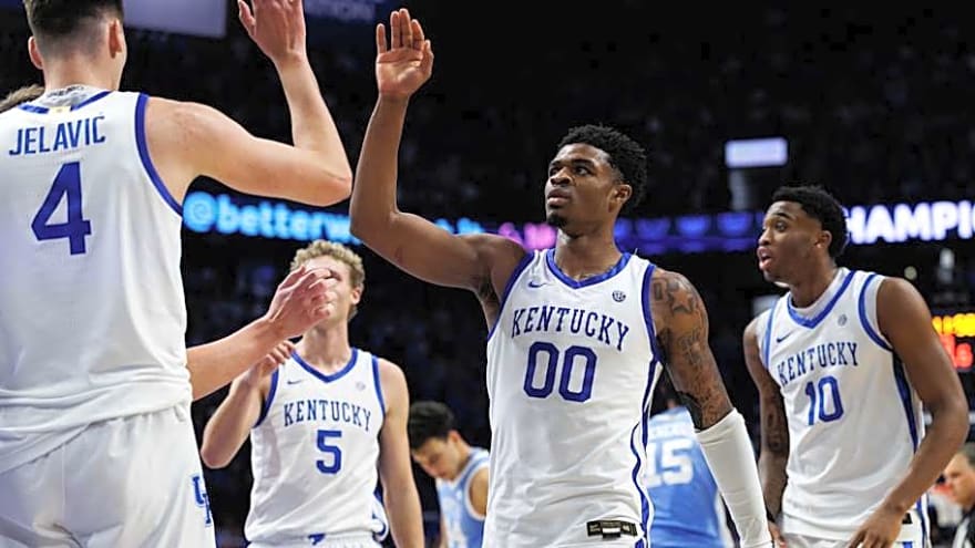 Otega Oweh explains why Kentucky only shot 13 threes against North Carolina
