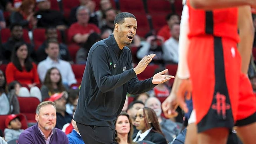 Former Rockets Head Coach Joins New NBA Team