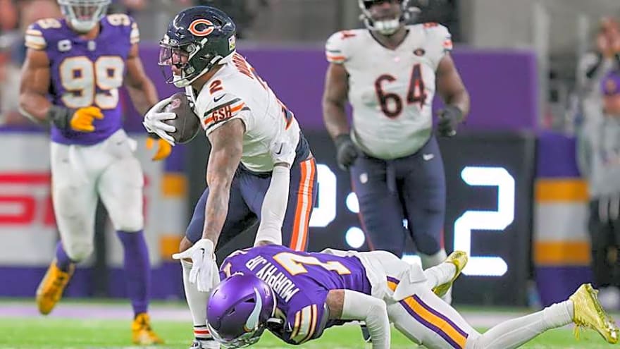 Bears stock market: DJ Moore down after win against Vikings