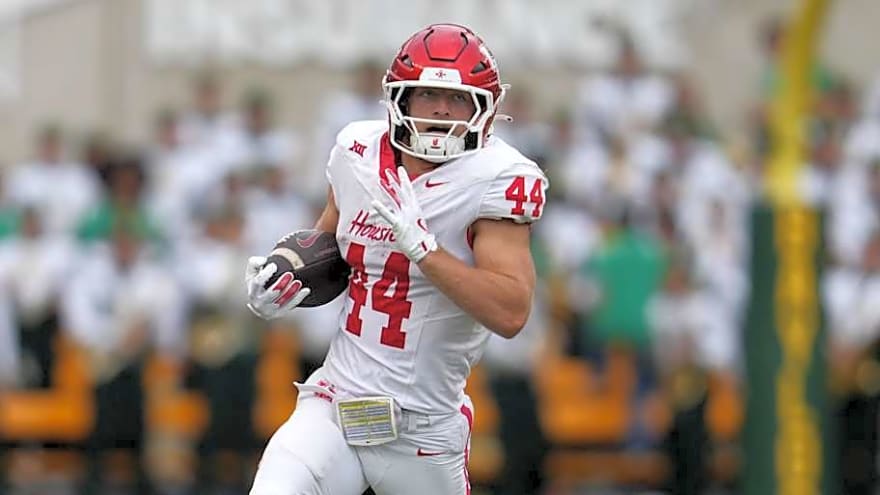 Houston Cougars Senior Ends Season With Exclamation Point in Texas Bowl