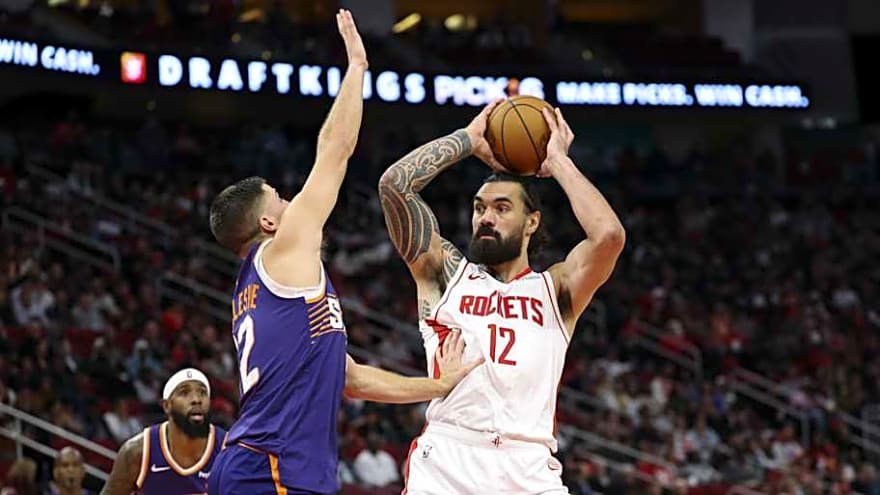 LeBron James Explains Difficulty of Boxing Out Rockets&#39; Steven Adams