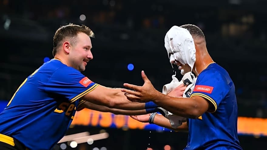 Mariners Announce Where Top Prospect Stands Behind Cal Raleigh