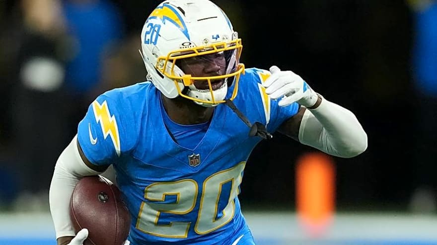 Chargers Roster Spotlights: Cam Hart, a Big Year Ahead to Prove His Long-Term Status
