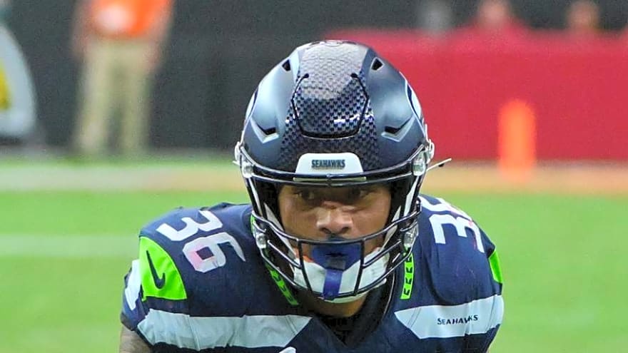 Chargers vs. Seahawks: Announcers, Referees & Jersey Combination