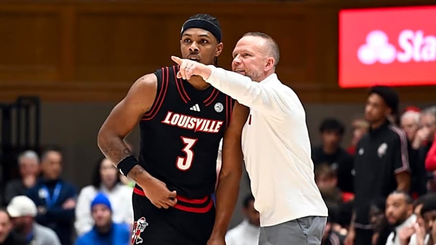 What Louisville HC Pat Kelsey Said After 83-52 Loss vs. Duke