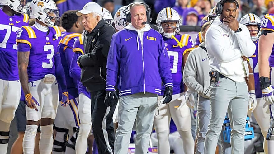 Brian Kelly, LSU Football Extend Offer to Oregon Ducks, Georgia Bulldogs EDGE Target
