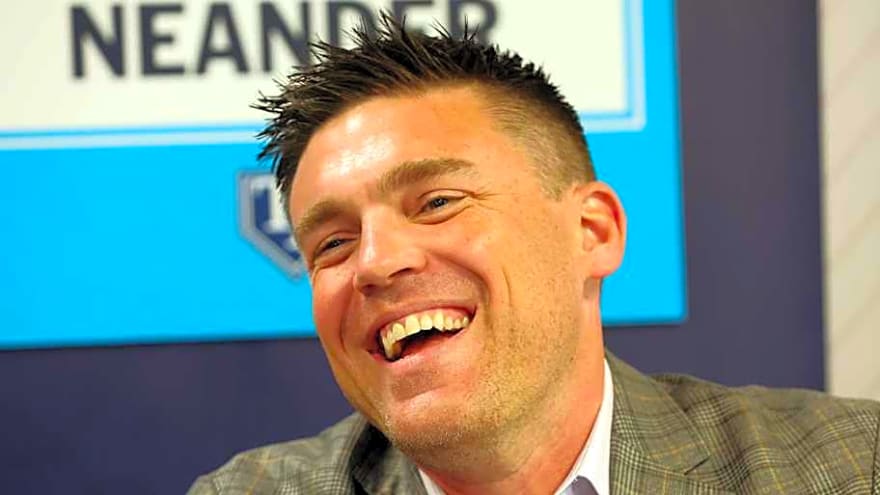 Rays Reportedly Sign Veteran Pitcher to Multi-Year Deal at Winter Meetings