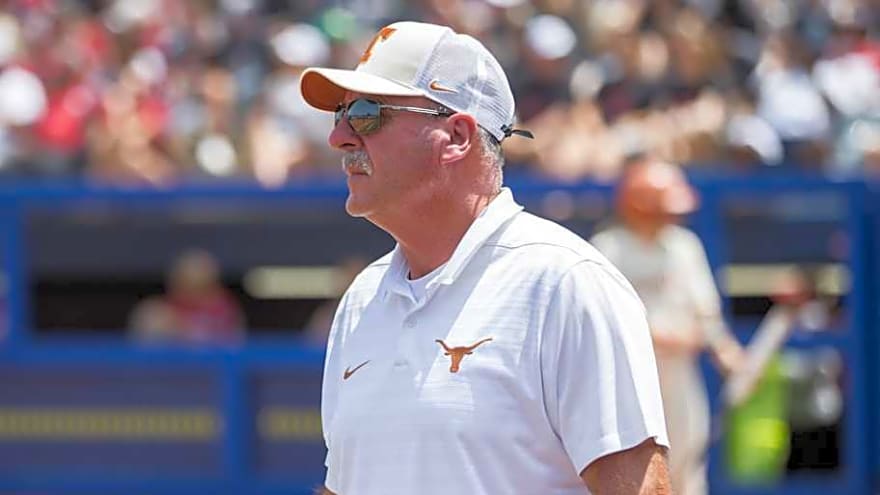 Texas Longhorns Softball Begins Season Strong Despite Small Misstep