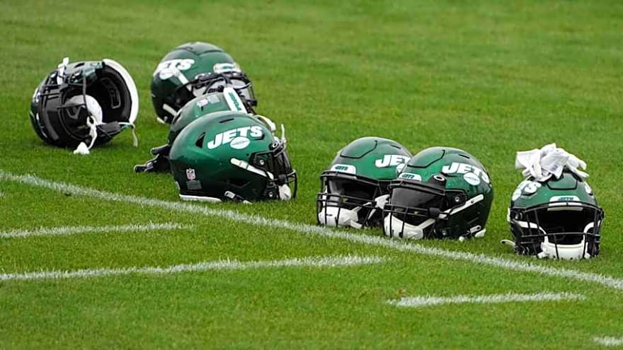 Jets Predicted To Land Generational QB Prospect