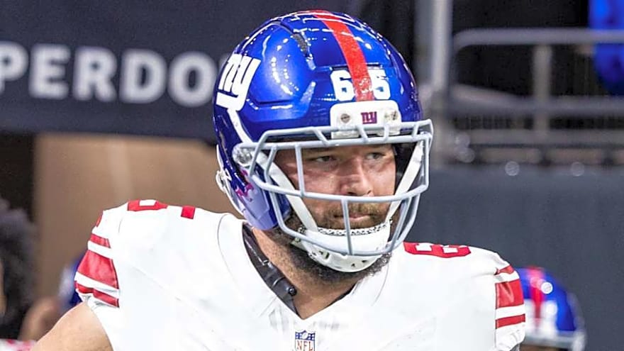 Should Giants Re-sign Pending UFA Interior Offensive Lineman  Austin Schlottmann?