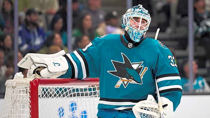 Sharks, Panthers Have NHL's First Goalie Fight in Six Years