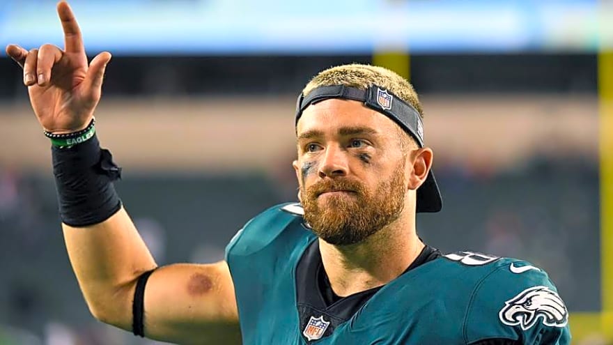 Eagles Decision Making At TE Forced Their Way To Zach Ertz Return