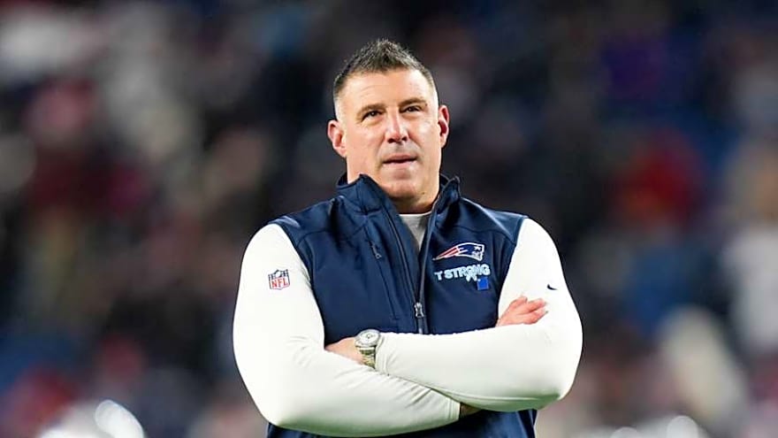 Mike Vrabel Bluntly Announces Release of Patriots' DE