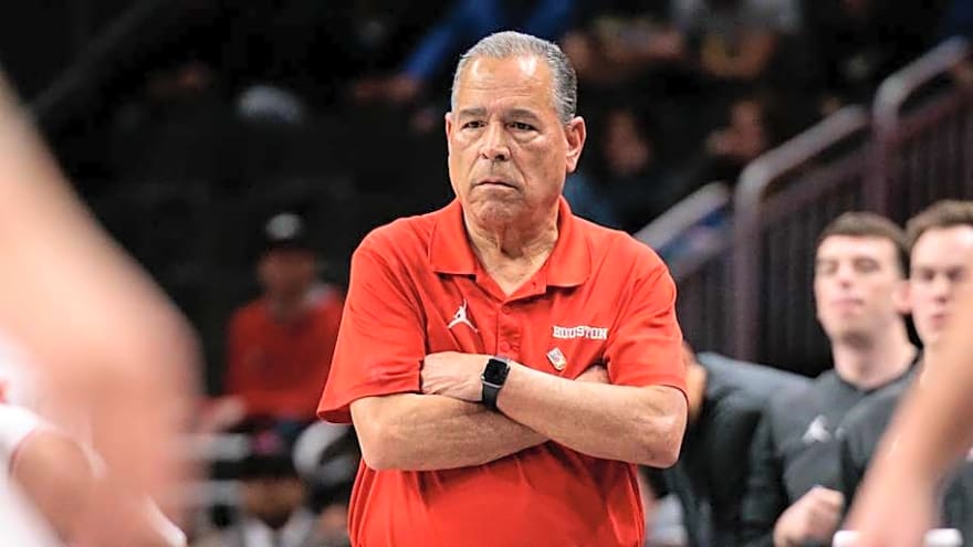 An In-Depth Look at the Houston Cougars' Recent NCAA Tournament History