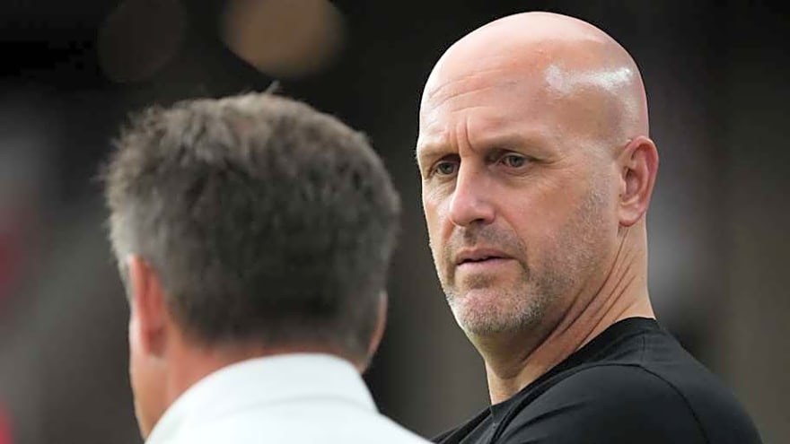 Insider Sounds Alarm on Cardinals’ Head Coaching Search