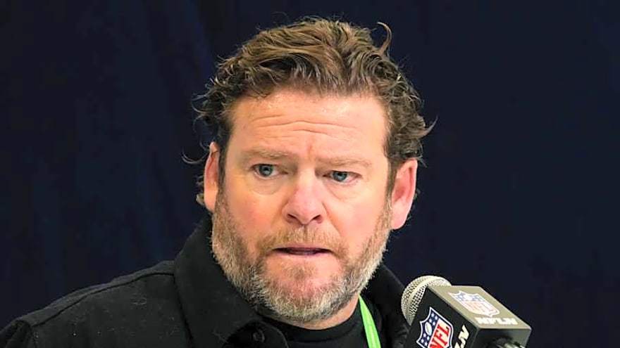 Steelers RB Makes Sense For Seahawks to Sign in Free Agency