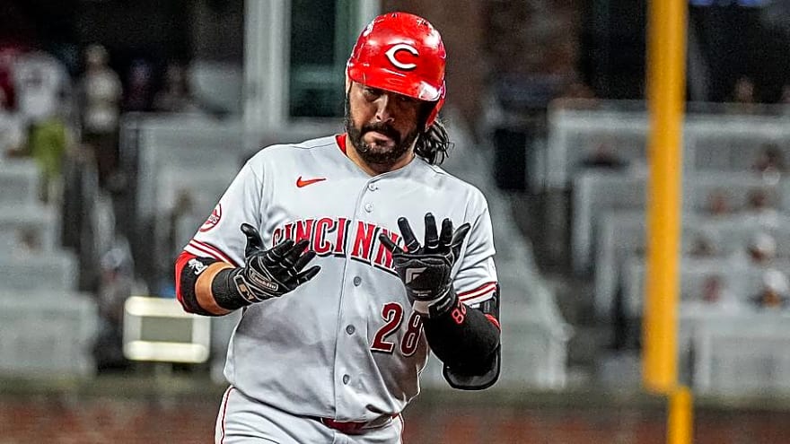 Cardinals Could Chase Eugenio Suarez on One-Year Deal This Winter