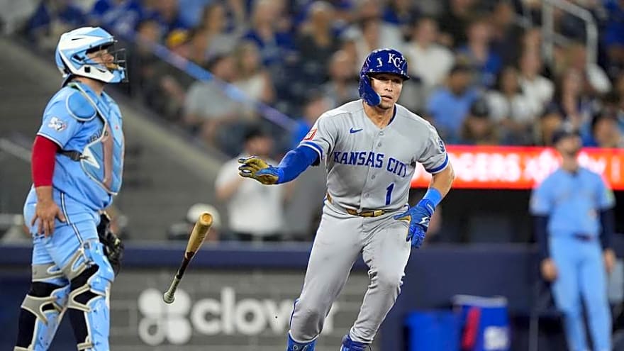 The Play of Isaac Collins Leaves Royals' with Same Question as Last Offseason
