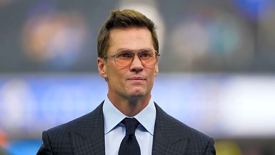 Fox Skips Tom Brady for Patriots Regular Season Finale