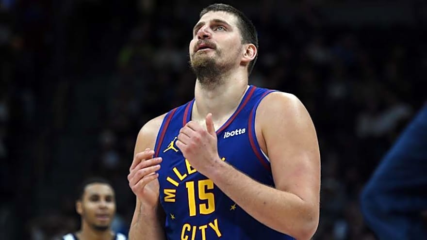 Making Jokić work on defense and other keys for Grizzlies to extend streak