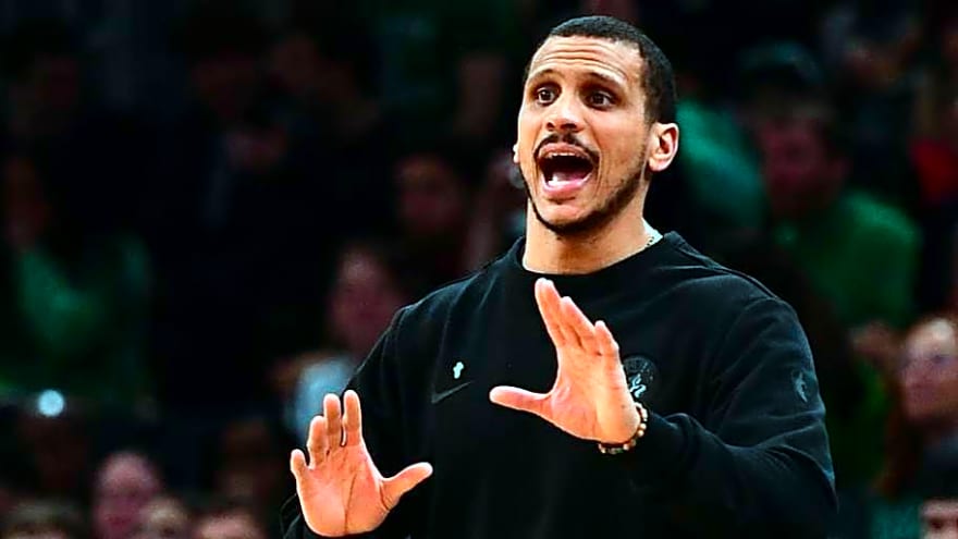 Joe Mazzulla Doesn't Want 'Stupid Award,' But This Might Be His Only Chance to Get It