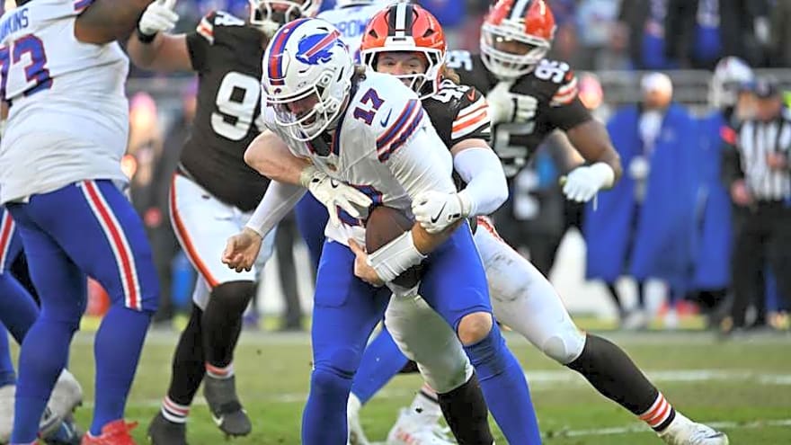 'Sore' Josh Allen sidelined for Bills' practice with Eagles on deck