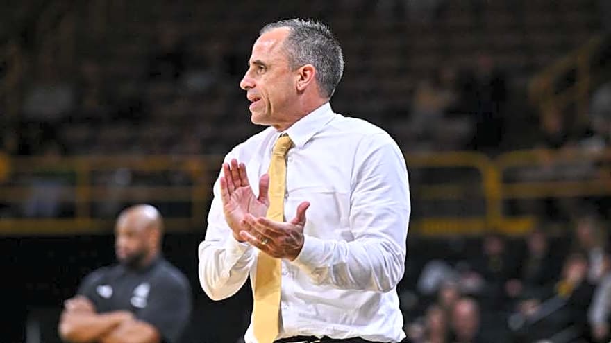 Iowa HC Applauds Michigan State Ahead of Ranked Duel