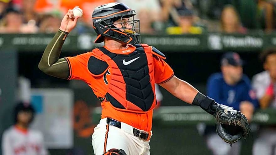 Braves Release All-Star Catcher to Pursue Deal with Diamondbacks