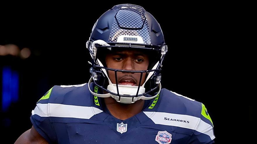 Why Seahawks RB Jadarian Price Needs Larger Role vs. Cardinals