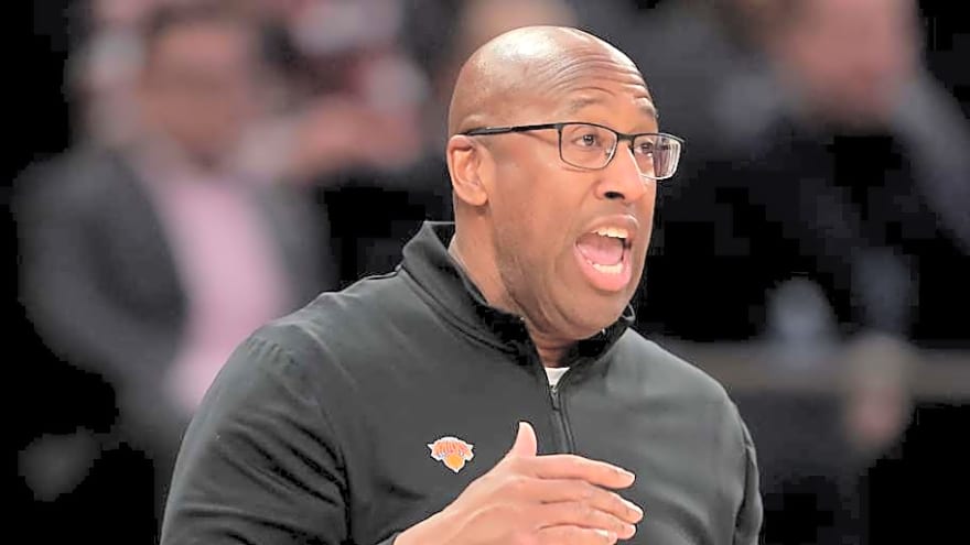 Mike Brown Praised for Shortening Knicks Rotation vs. Kings