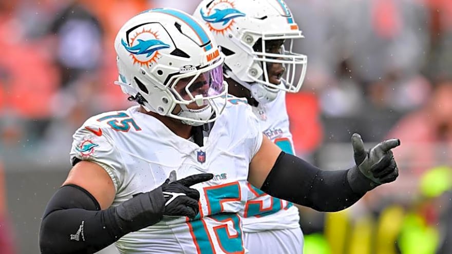 Report: Patriots Interested In Dolphins Pass Rusher
