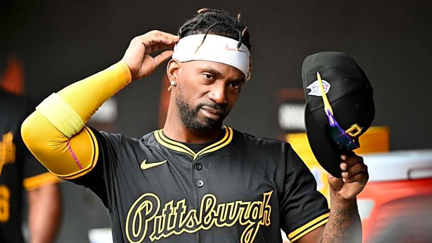Andrew McCutchen Makes Feelings Clear to Pirates