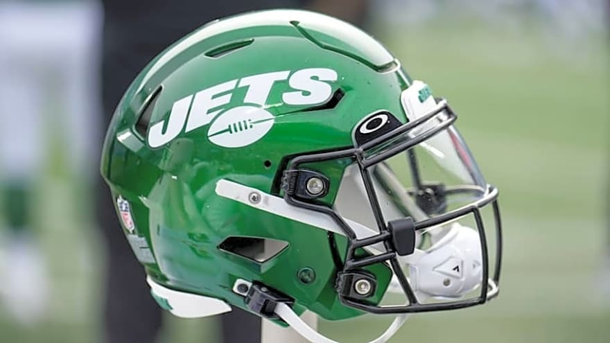 Jets Reveal Updated QB2 Plan Moving Forward