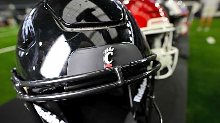 Recruiting Roundup: Cincinnati Offers Rising Local Playmaker, Three-Star Talents