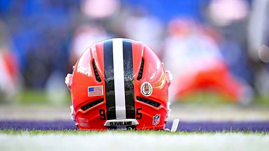 Cleveland Browns request meeting with the grandson of legendary coach