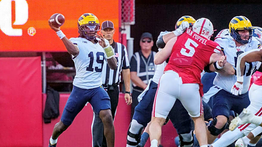 National media project Michigan&#39;s top-25 ranking, calls Bryce Underwood a &#39;winner&#39;