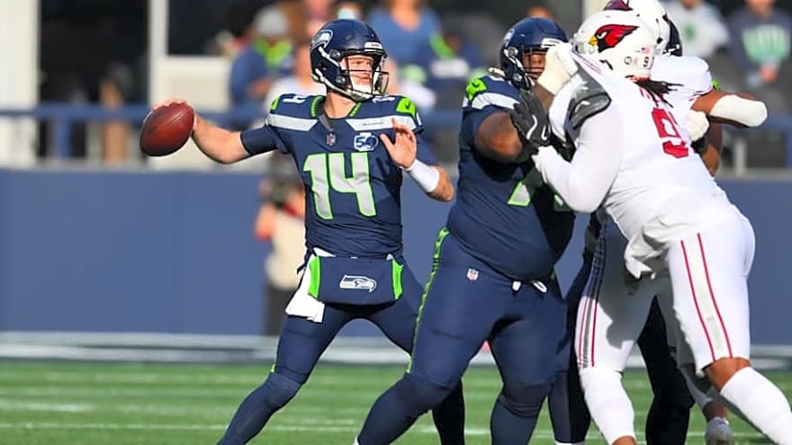Seahawks QB Sam Darnold out-performing Vikings version of himself