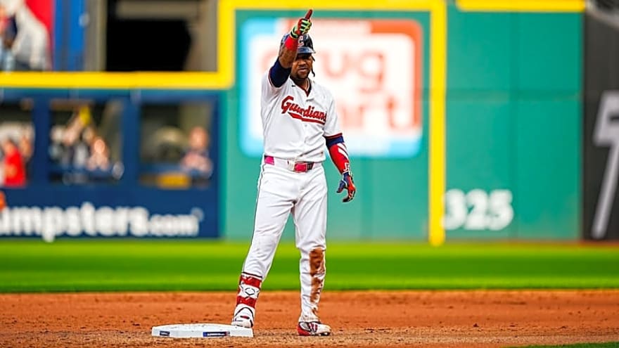 History Beckons: José Ramírez Approaches 300 Career Stolen Bases
