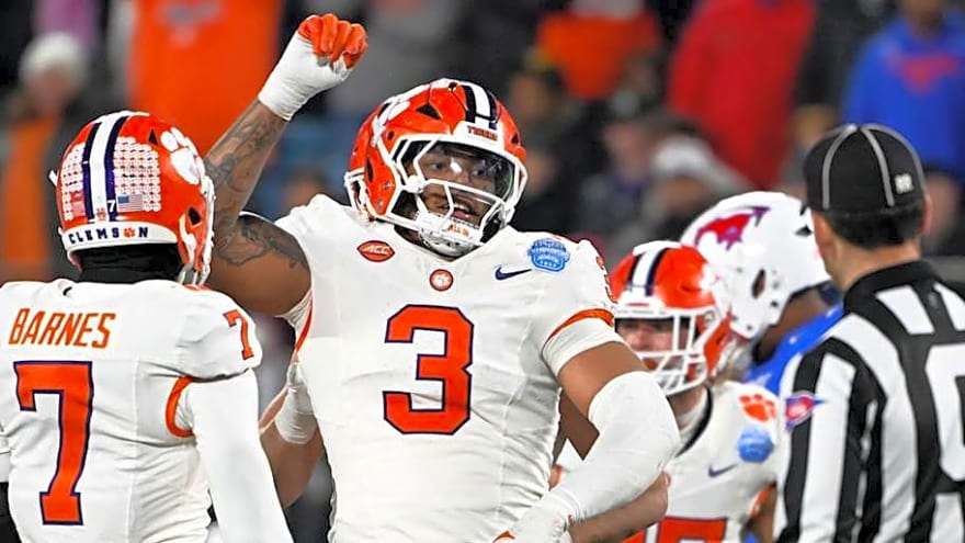 PFF Takes Aim at Bears' Biggest Weaknesses in 2026 NFL Mock Draft