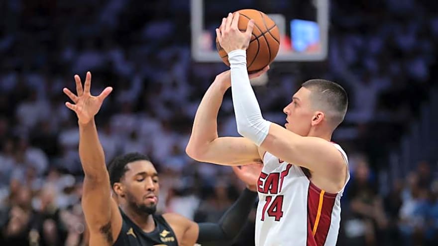 Tyler Herro beats Stephen Curry in this stat